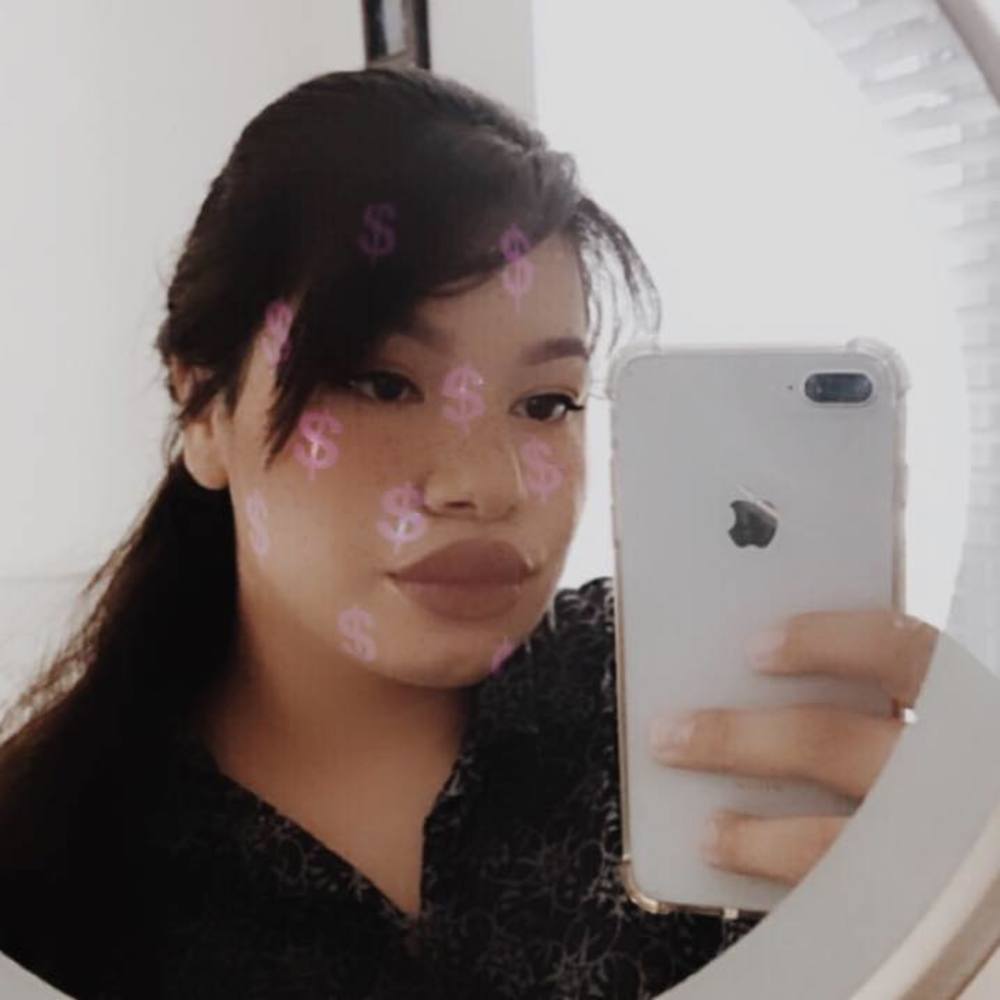 Meet your Posher, Monica